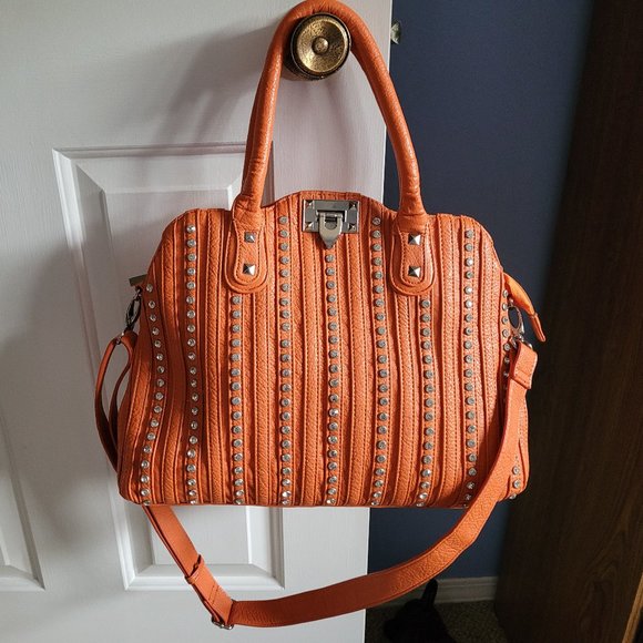 Orange bling - Picture 1 of 3